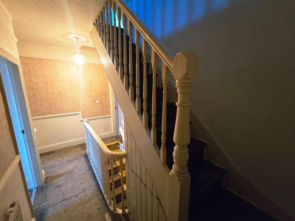 S/F Stairs to 3rd Bedroom