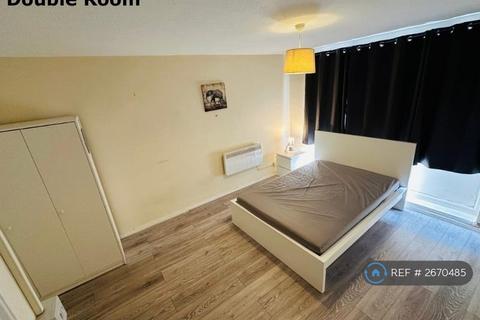 1 bedroom in a house share to rent, Cowbridge Lane, Barking, IG11