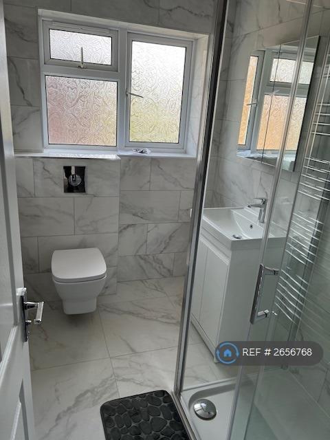 Bathroom 2