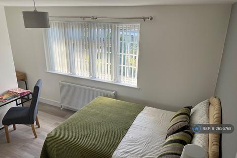 undefined, Datchet, Windsor, SL3