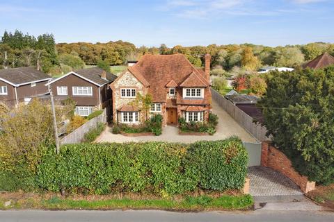 undefined, Denham Lane, Gerrards Cross, SL9