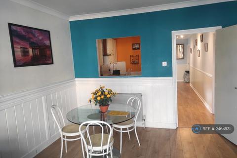undefined, Queen Square, Brighton, BN1