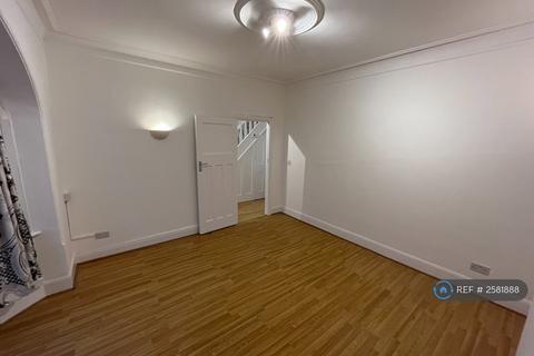 undefined, Leicester Gardens, Ilford, IG3