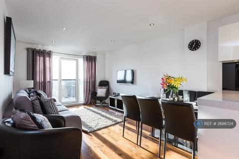 2 bedroom flat to rent, Cheltenham House, London, E1