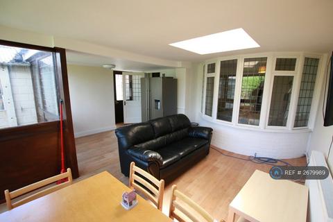undefined, Culver Lane, Earley, Reading, RG6