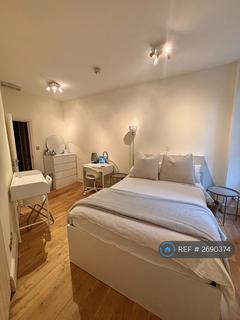 1 bedroom flat to rent, Kennington Oval, London, SE11