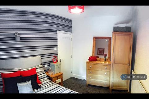 1 bedroom in a house share to rent, Percy Road, Hampshire, PO12
