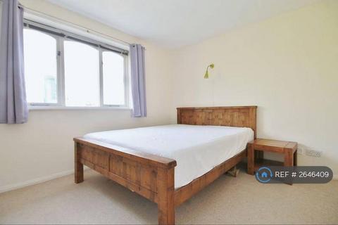 1 bedroom flat to rent, Telegraph Place, London, E14