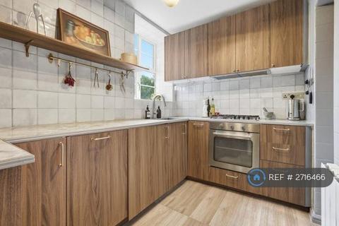 2 bedroom flat to rent, Barrington Court, London, N10