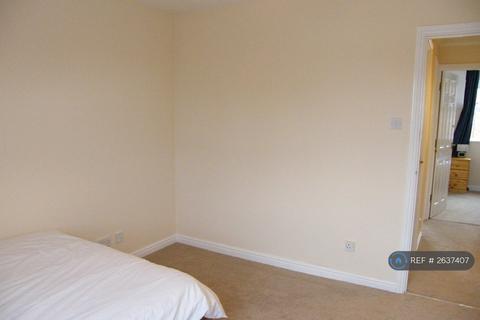 1 bedroom in a house share to rent, Crossways, Aldershot, GU12