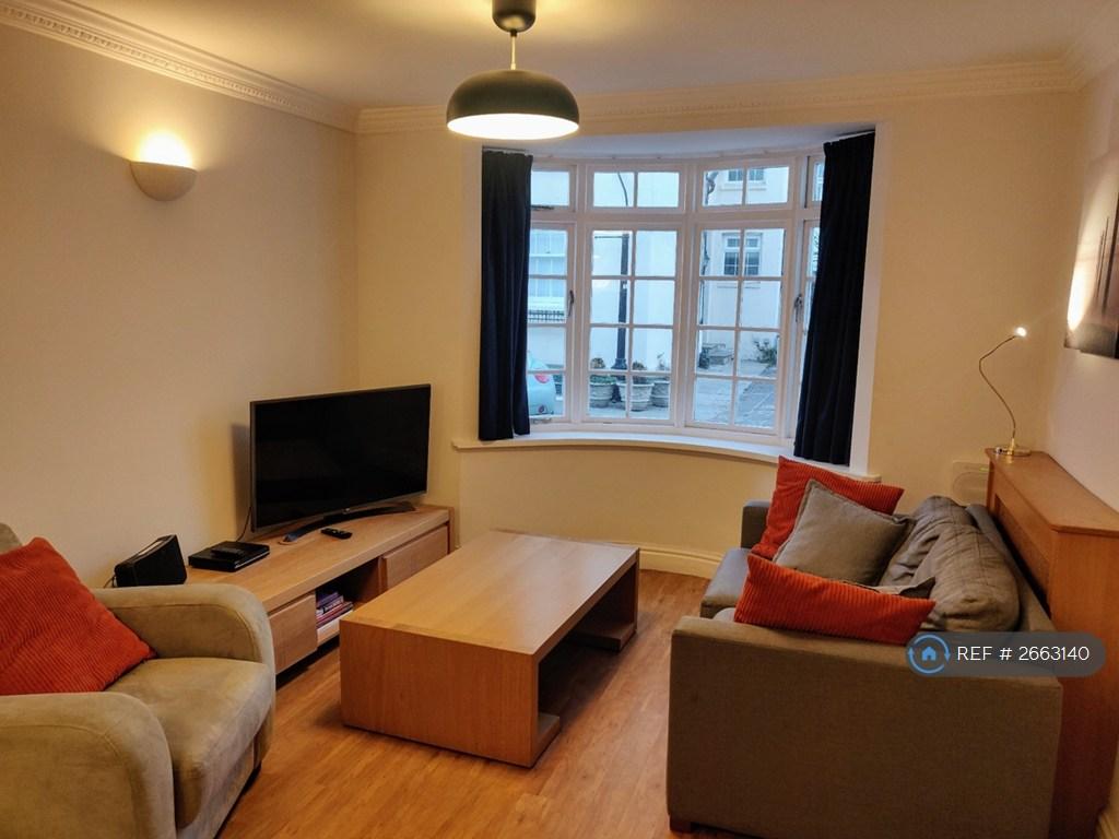Living / Dining Room