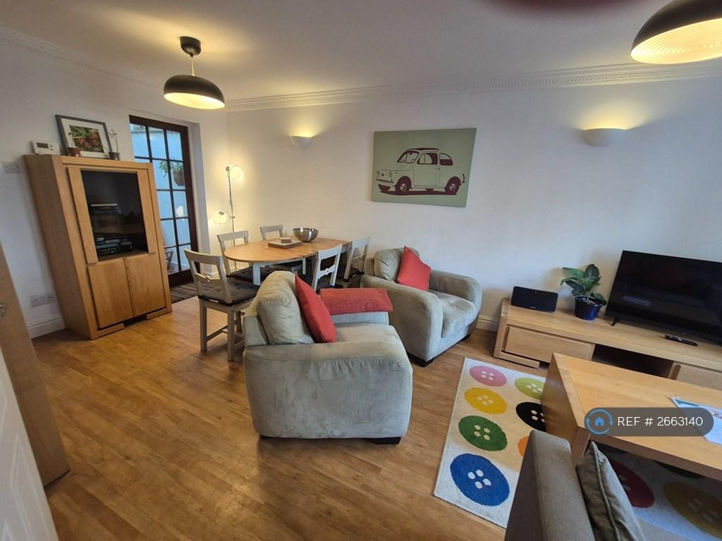 Living / Dining Room