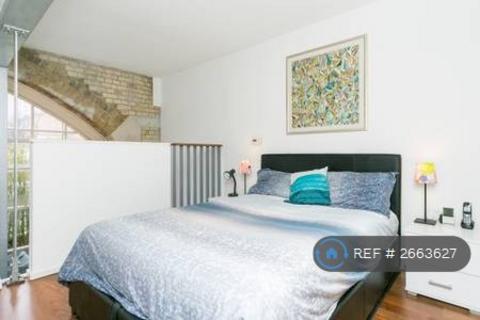 2 bedroom flat to rent, Clark Street, London, E1