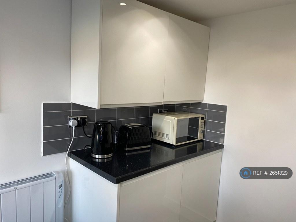 Kitchen 3