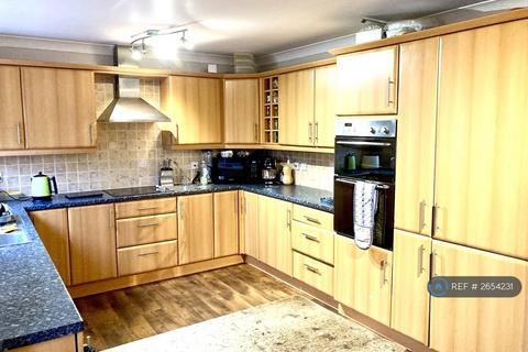 undefined, The Groves, Hull, HU4