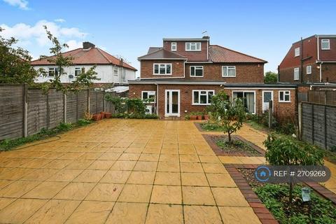 undefined, Orchard Gate, Greenford, UB6