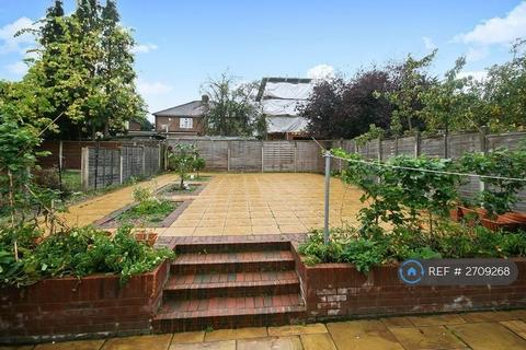 undefined, Orchard Gate, Greenford, UB6