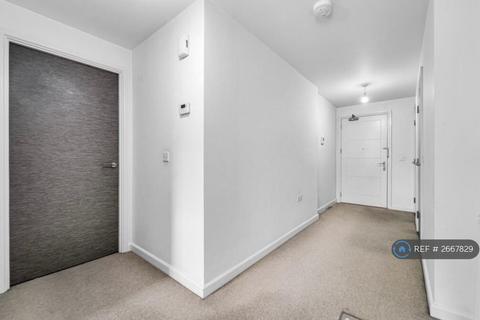 2 bedroom flat to rent, Milestone Apartments, Slough, SL1