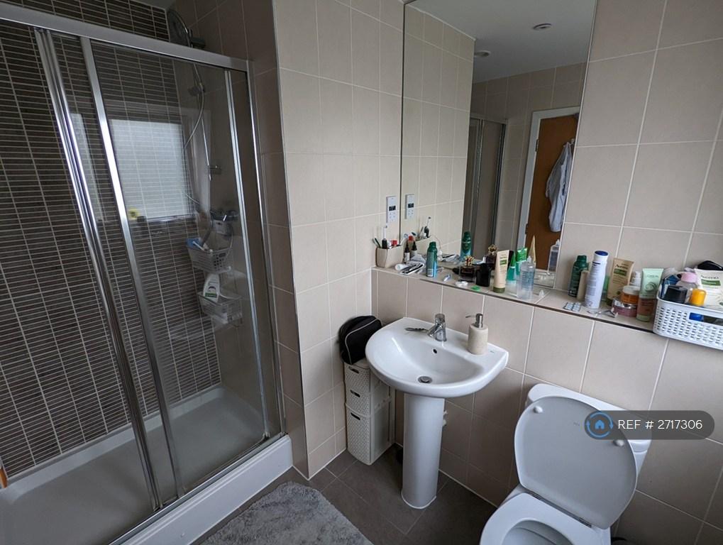 Master Bedroom Ensuite