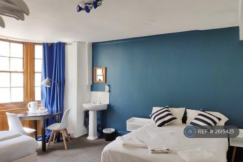 1 bedroom in a house share to rent, Middle Street, Brighton, BN1