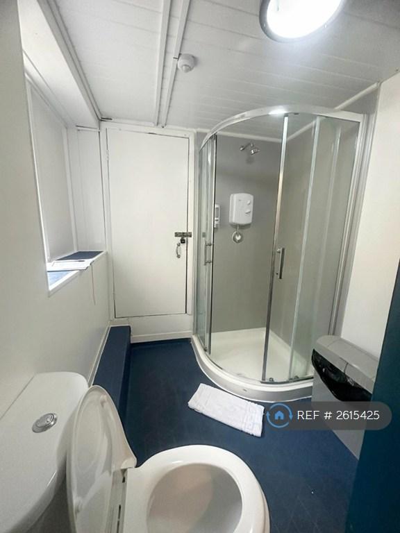 Communal Toilet And Shower