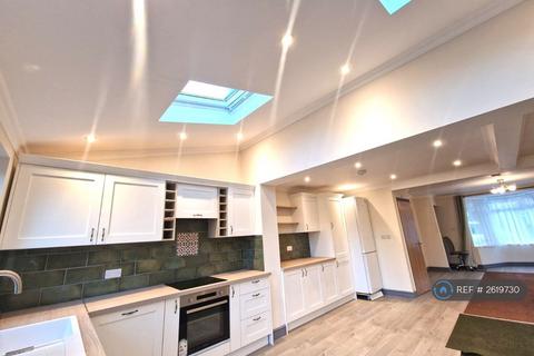 undefined, Avebury Road, Birmingham, B30