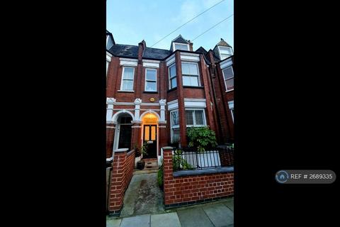 2 bedroom flat to rent, Birnam Road, London, N4