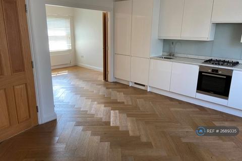 2 bedroom flat to rent, Birnam Road, London, N4