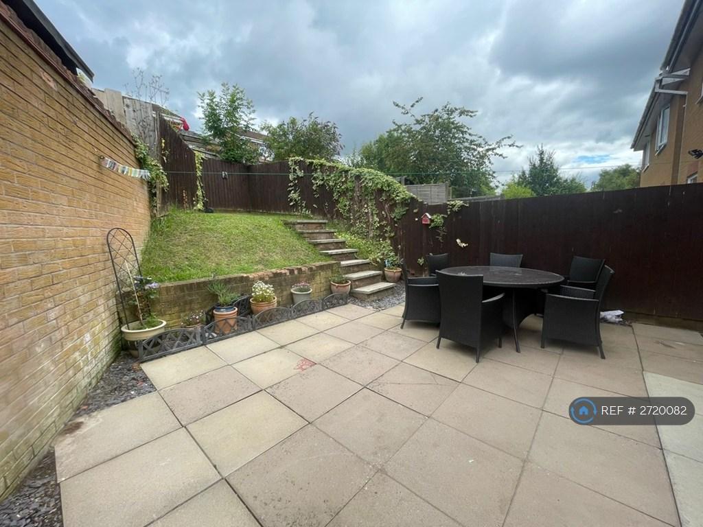 Rear Enclosed Garden