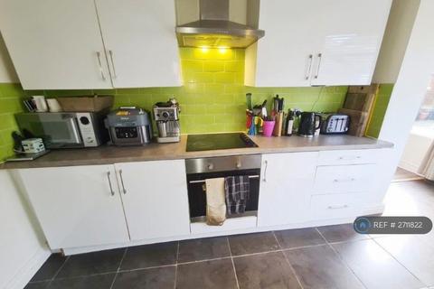undefined, Scott Road, 1, M43