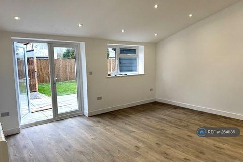 3 bedroom detached house to rent, Denham, Uxbridge, UB9