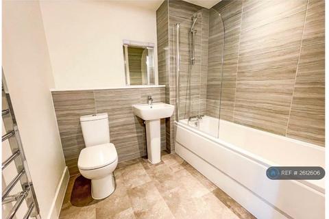 2 bedroom flat to rent, St. Catherines House, Ambrosden, Bicester, OX25