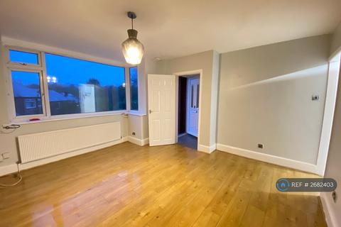 3 bedroom semi-detached house to rent, Fotherby Drive, Manchester, M9