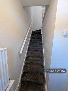 3 bedroom semi-detached house to rent, Fotherby Drive, Manchester, M9