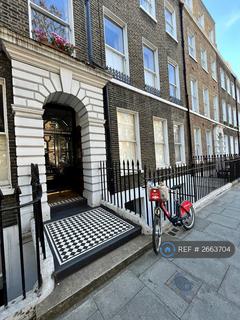 2 bedroom flat to rent, Doughty Street, London, WC1N
