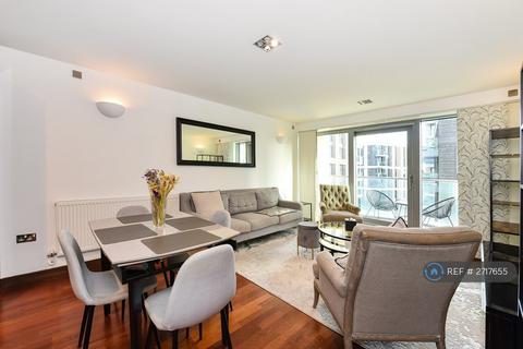 2 bedroom flat to rent, Orbis Wharf, London, SW11