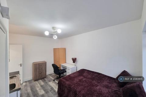 undefined, Sunny Gardens Parade, London, NW4