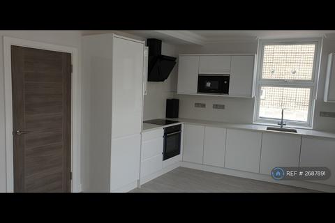 1 bedroom flat to rent, Cairns Road, London, SW11