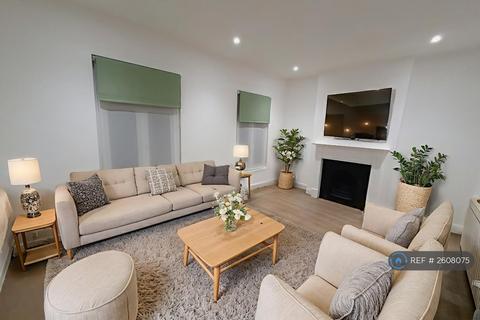 2 bedroom flat to rent, Upland Road, London, SE22