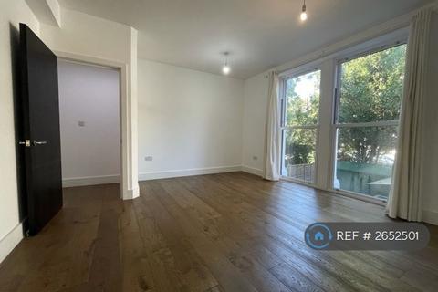 2 bedroom flat to rent, Evering Road, London, E5