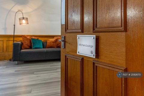 1 bedroom in a house share to rent, St. James's Street, Nottingham, NG1