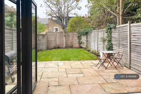undefined, Amott Road, London, SE15