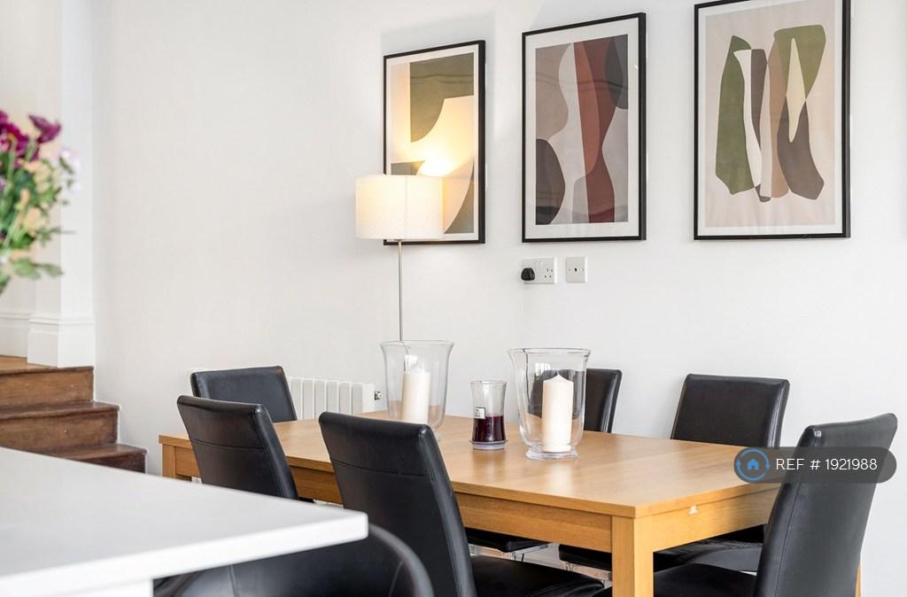 Kitchen /Livng Room