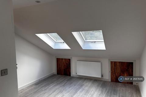 undefined, Cromwell Road, London, N10