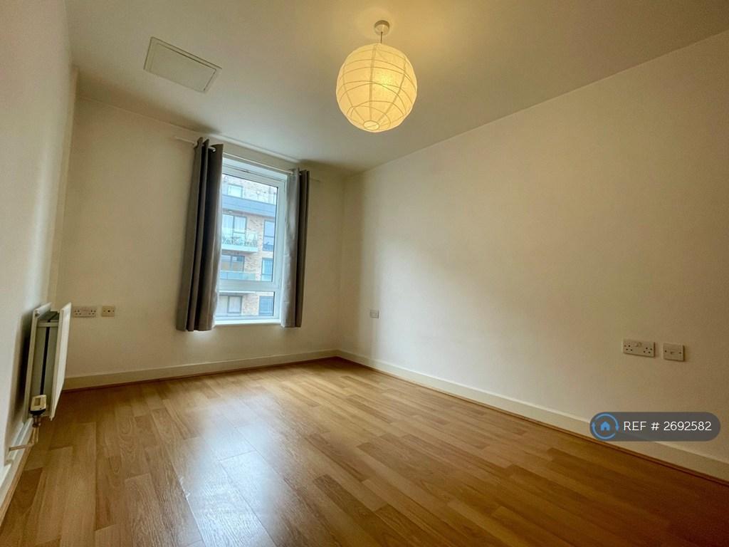 Bedroom 1 b