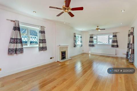 undefined, Lyndhurst Gardens, Pinner, HA5