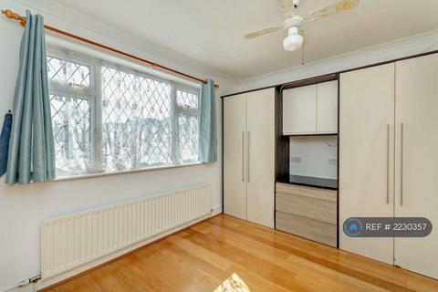 undefined, Lyndhurst Gardens, Pinner, HA5