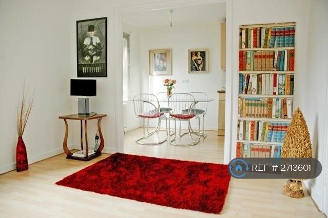 Part View Of Sitting Room /Dining Area