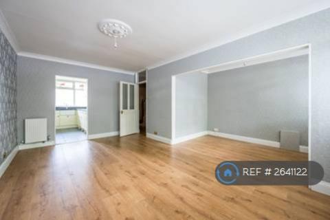 4 bedroom terraced house to rent, Gaywood Close, London, SW2
