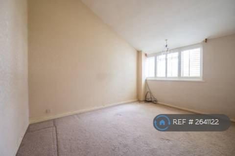 4 bedroom terraced house to rent, Gaywood Close, London, SW2